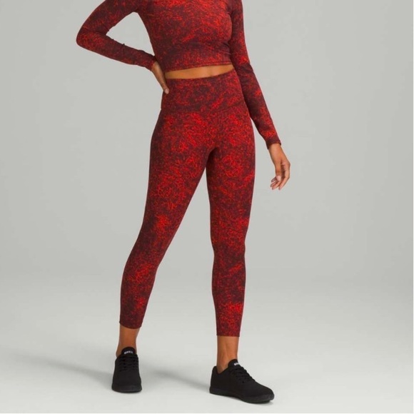 lululemon athletica Pants - Lululemon Wunder Train High Rise Tight 25" Denim Wash Print Autumn Red Black